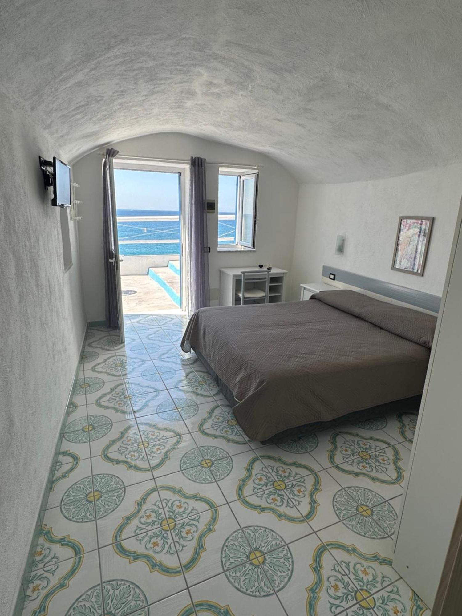 Hotel Regina del Mare Barano dʼIschia Esterno foto