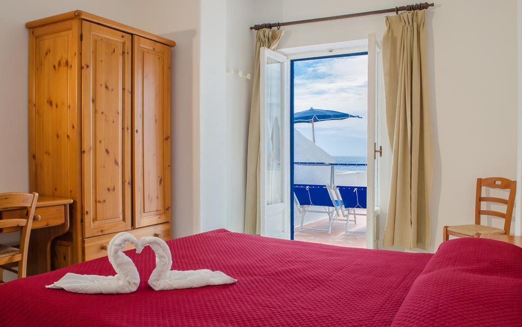Hotel Regina del Mare Barano dʼIschia Camera foto